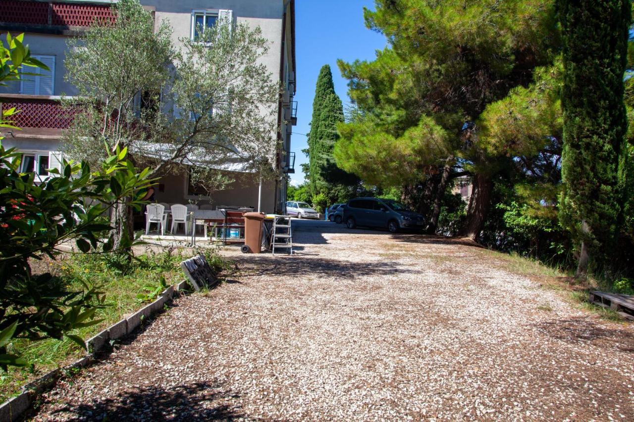Hostel Trobenta in Oblak Portorož Exterior foto