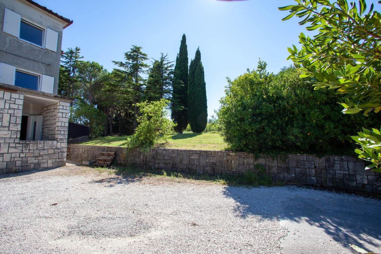 Hostel Trobenta in Oblak Portorož Exterior foto